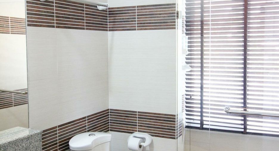 For sale 4 bedrooms condo in Cha Am, Phetchaburi