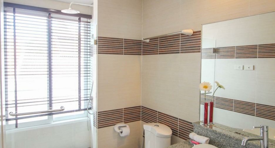 For sale 4 bedrooms condo in Cha Am, Phetchaburi