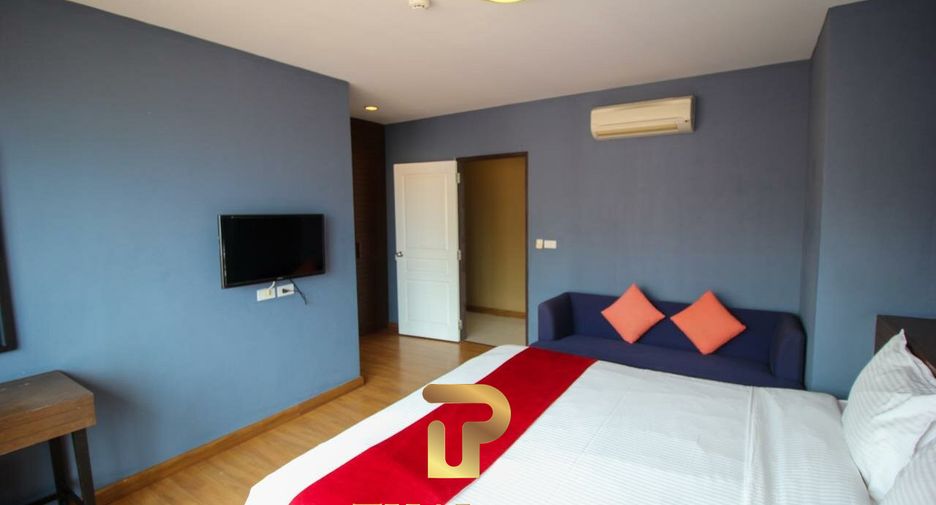 For sale 4 bedrooms condo in Cha Am, Phetchaburi
