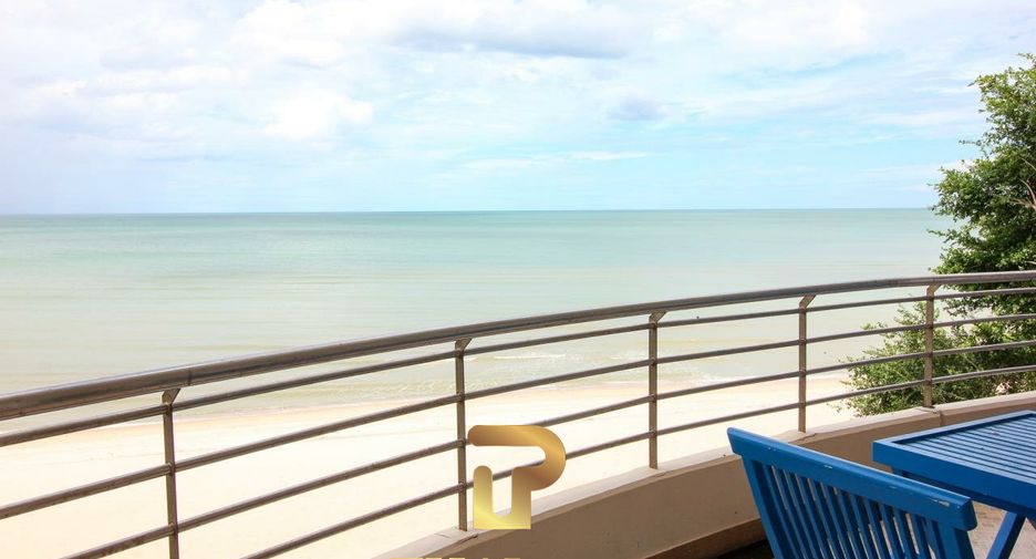 For sale 4 bedrooms condo in Cha Am, Phetchaburi