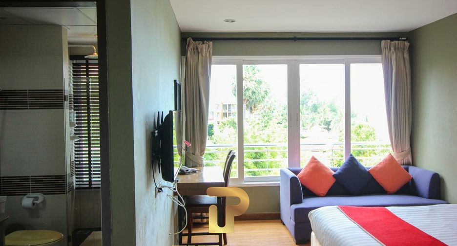 For sale 4 bedrooms condo in Cha Am, Phetchaburi