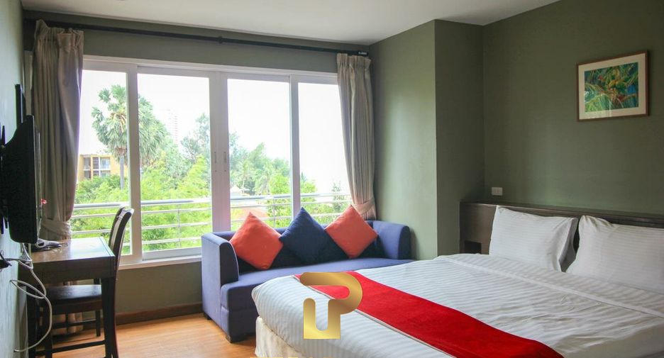 For sale 4 bedrooms condo in Cha Am, Phetchaburi