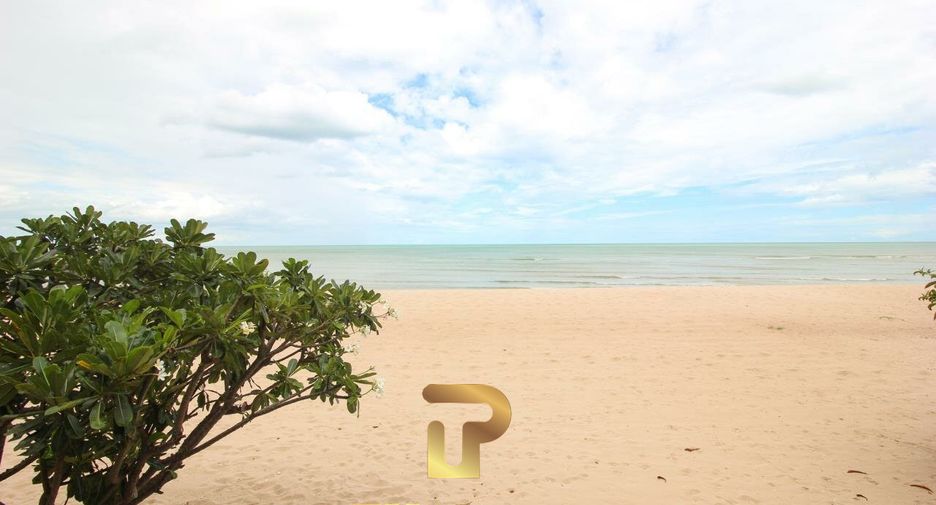 For sale 4 bedrooms condo in Cha Am, Phetchaburi
