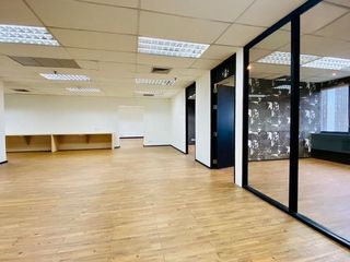 For rent and for sale 1 bed office in Khlong Toei, Bangkok