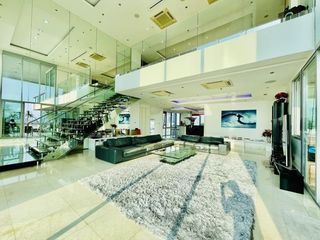 For sale 3 ベッドルーム condo in Bang Lamung, Chonburi