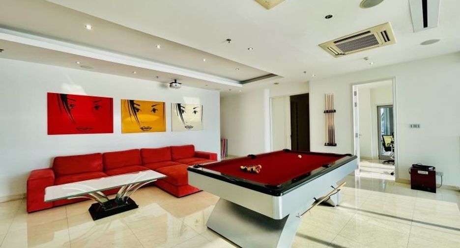 For sale 3 bedrooms condo in Bang Lamung, Chonburi
