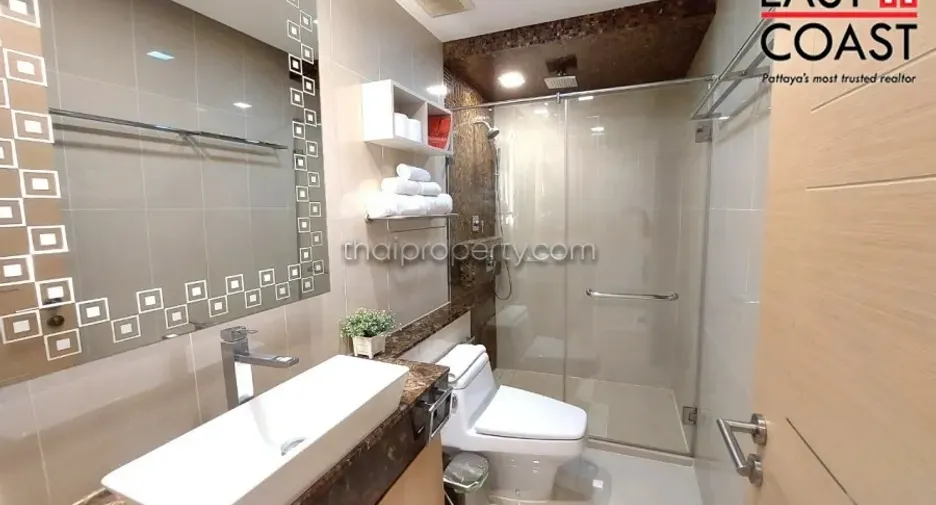 For rent and for sale 2 bedrooms condo in Bang Lamung, Chonburi