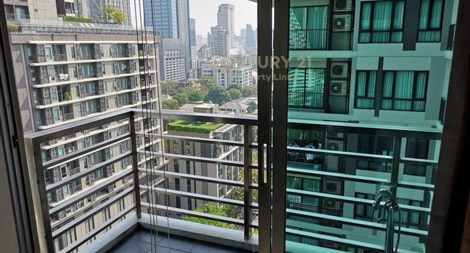 For rent 1 bed condo in Phaya Thai, Bangkok