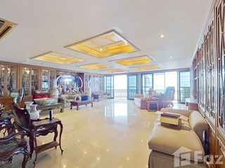 For sale 3 bed condo in Khlong San, Bangkok