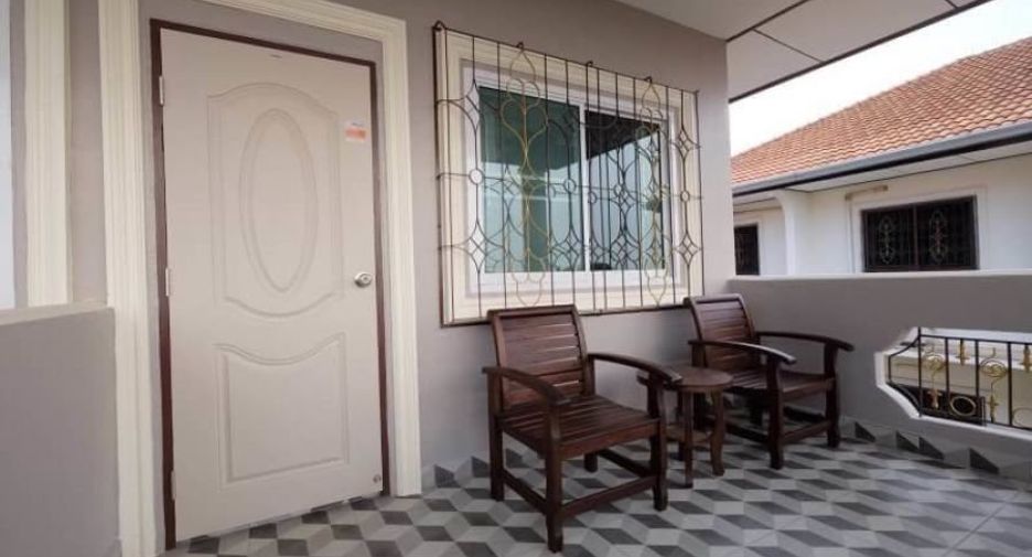 À louer et à vendre 3 chambres maison à Bang Lamung, Chonburi