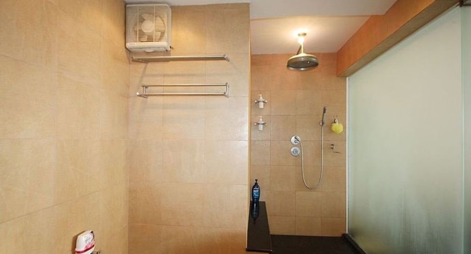 À vendre 2 chambres condo à Bang Lamung, Chonburi