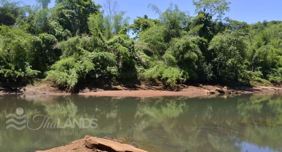 Terreno en venta en Thong Pha Phum, Kanchanaburi