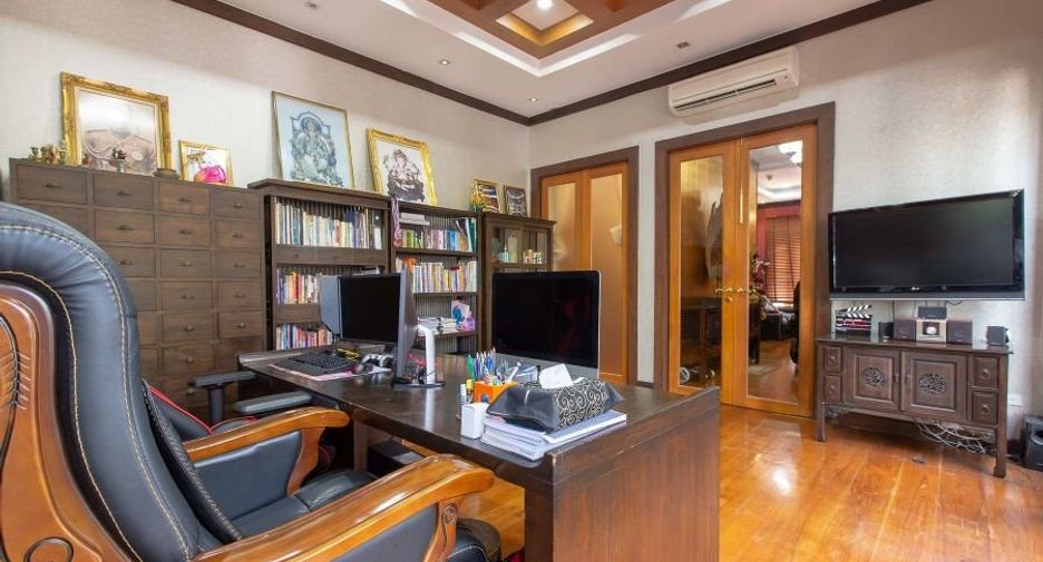 À vendre 5 chambres villa à Khan Na Yao, Bangkok