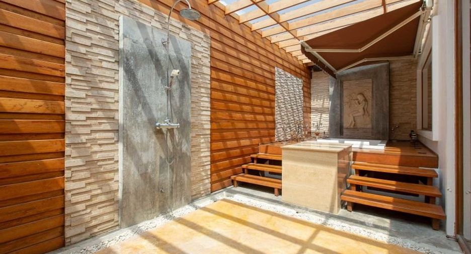 À vendre 5 chambres villa à Khan Na Yao, Bangkok