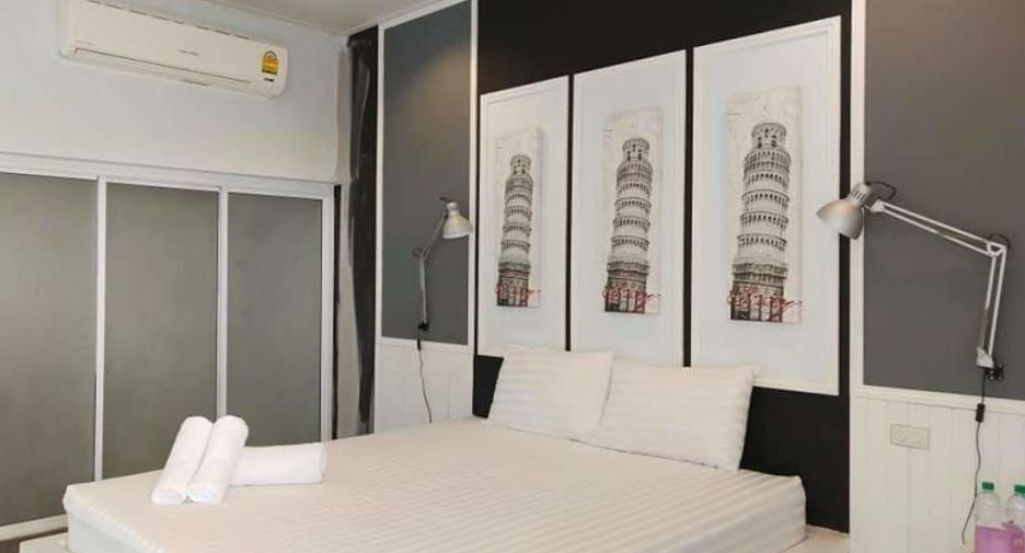 For sale 16 bedrooms retail Space in Pran Buri, Prachuap Khiri Khan