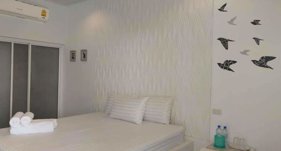 For sale 16 bedrooms retail Space in Pran Buri, Prachuap Khiri Khan