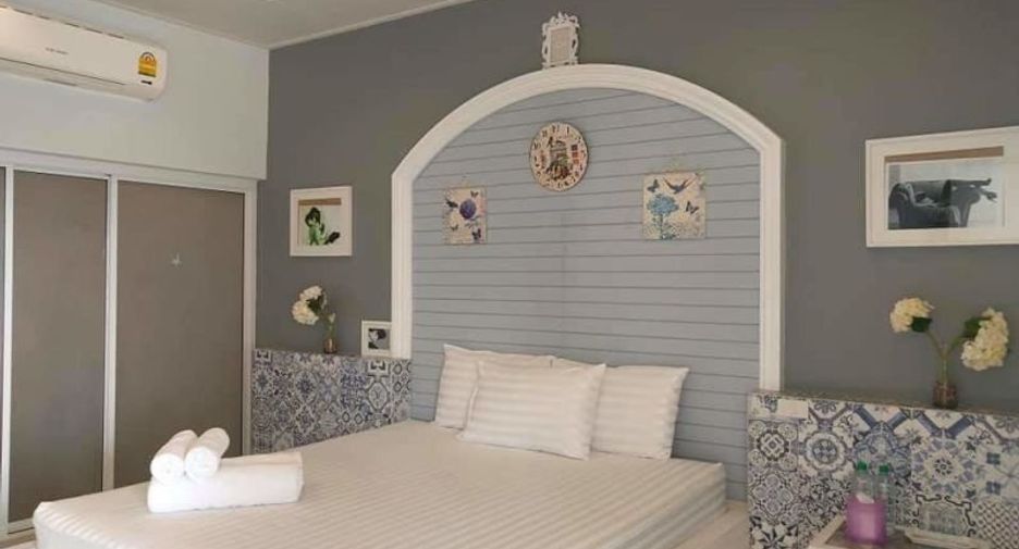 For sale 16 bedrooms retail Space in Pran Buri, Prachuap Khiri Khan