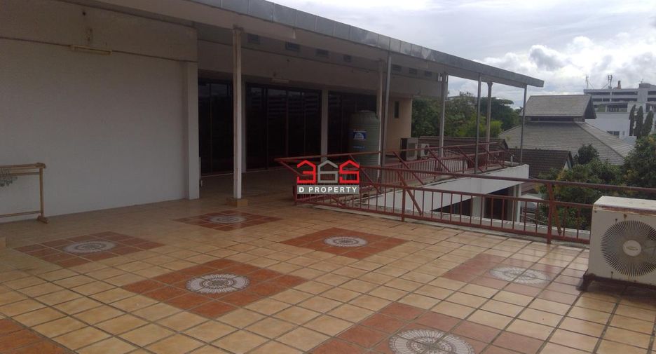 For rent and for sale 5 bedrooms house in Prawet, Bangkok