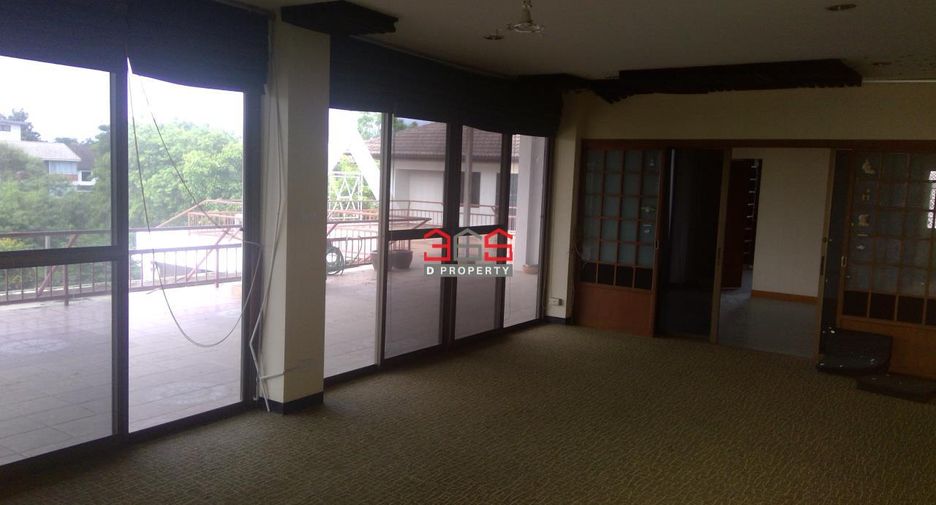 For rent and for sale 5 bedrooms house in Prawet, Bangkok