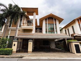 ให้เช่า 4 ห้องนอน บ้านเดี่ยว ใน วัฒนา, กรุงเทพฯ