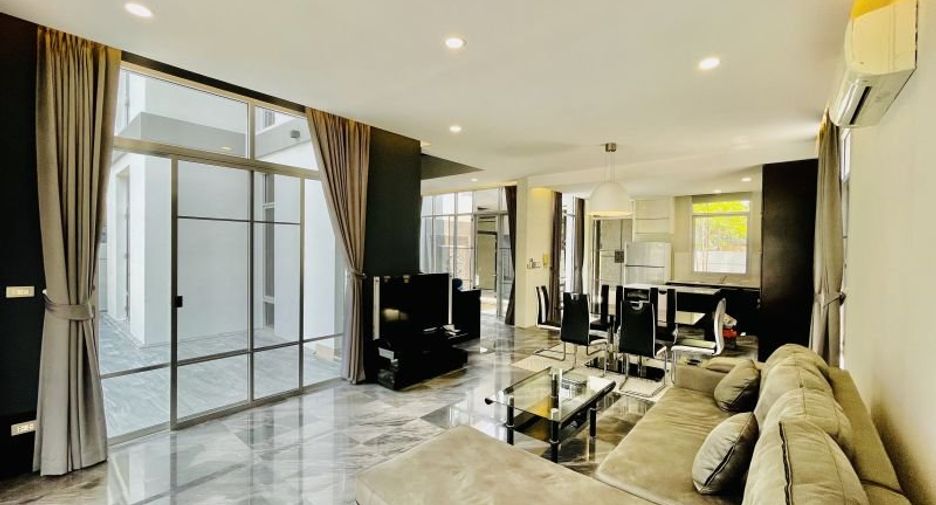 For rent 3 bedrooms house in Bang Lamung, Chonburi