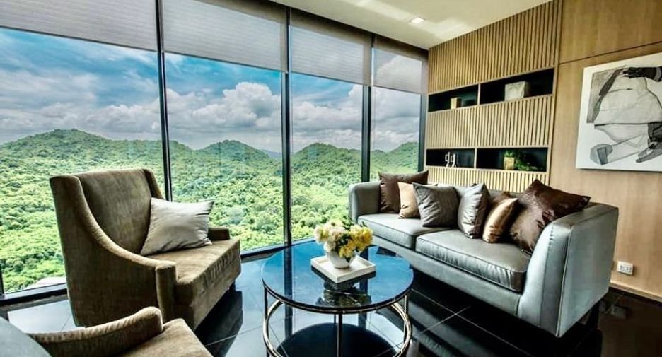 Wohnung zur Miete mit 3 Zimmer in Si Racha, Chonburi
