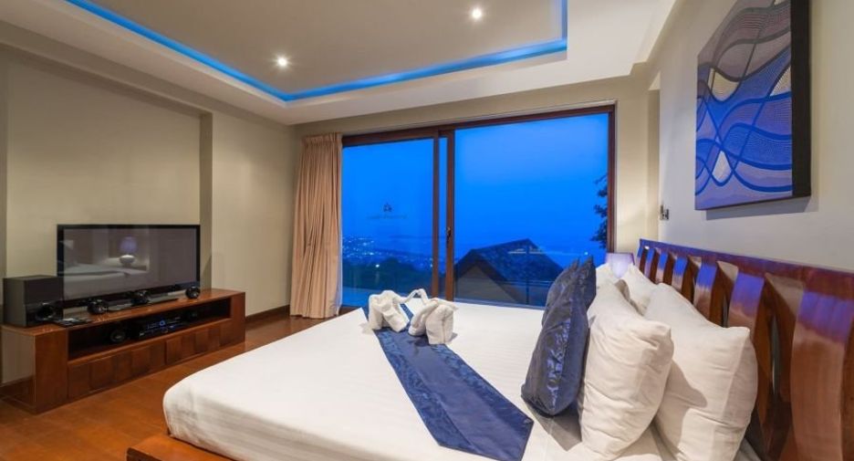 For sale 5 bedrooms house in Mueang Surat Thani, Surat Thani