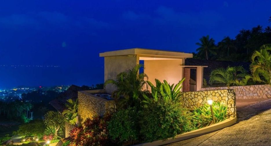 For sale 5 bedrooms house in Mueang Surat Thani, Surat Thani