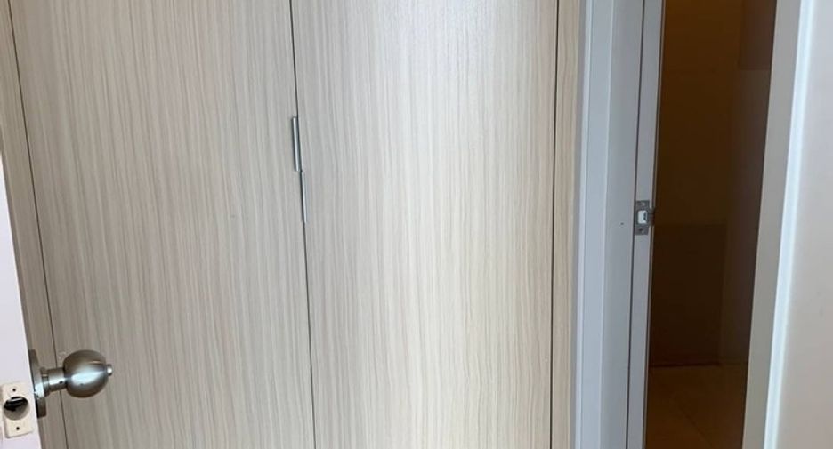 For rent 1 bed condo in Khlong San, Bangkok