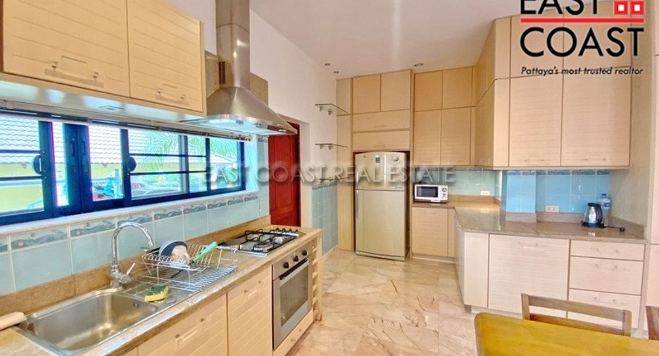 À vendre 4 chambres maison à East Pattaya, Pattaya
