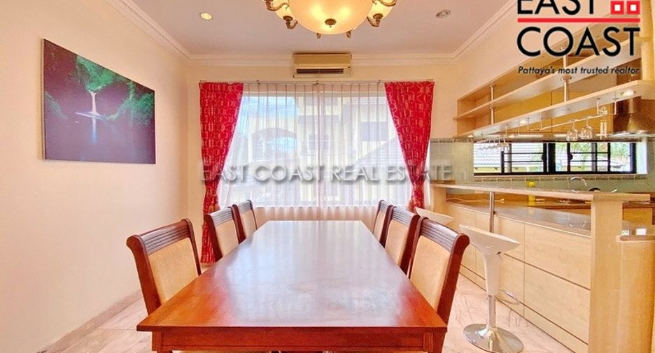 À vendre 4 chambres maison à East Pattaya, Pattaya