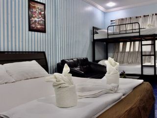 For rent 20 bed retail Space in Bang Lamung, Chonburi