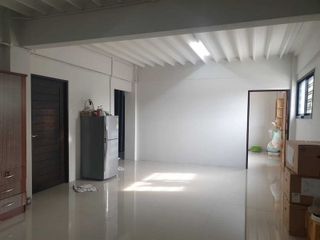 For sale そして for rent 5 Beds office in Bang Na, Bangkok