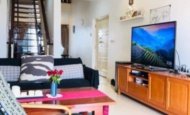 For sale 4 bedrooms condo in Phra Khanong, Bangkok