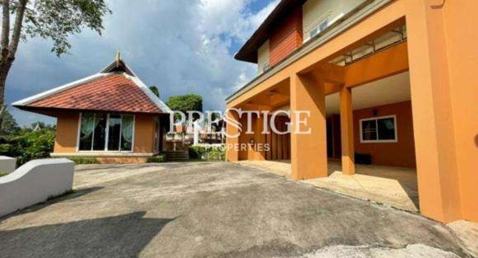 For rent 5 bedrooms house in Bang Lamung, Chonburi
