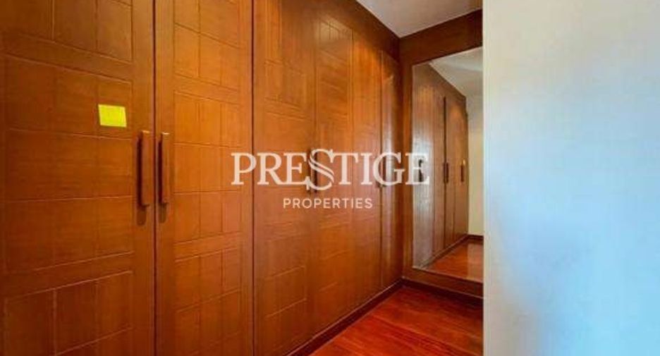 For rent 5 bedrooms house in Bang Lamung, Chonburi