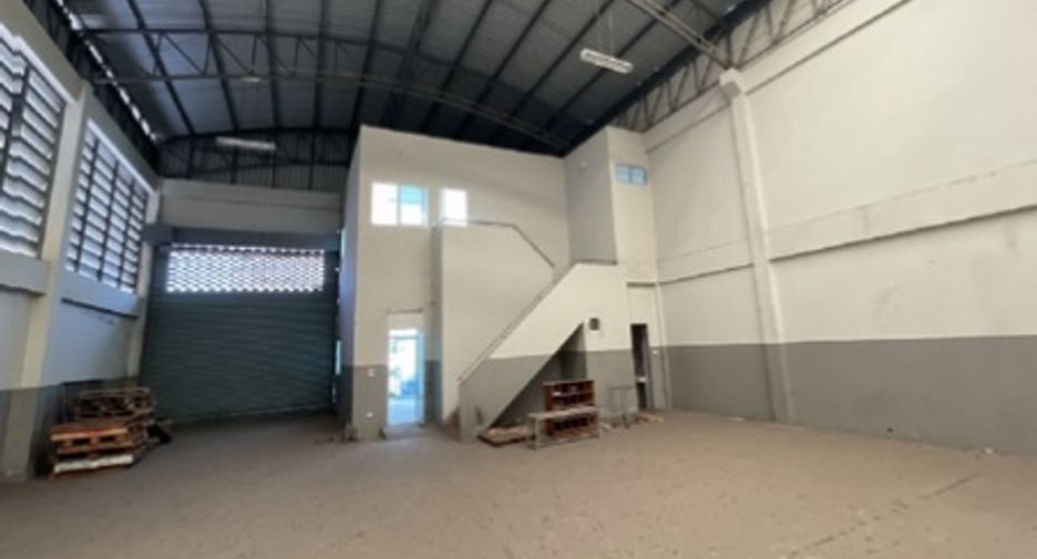 À vendre entrepôt à Sam Phran, Nakhon Pathom