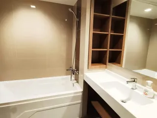 For rent 1 Beds condo in Phra Khanong, Bangkok