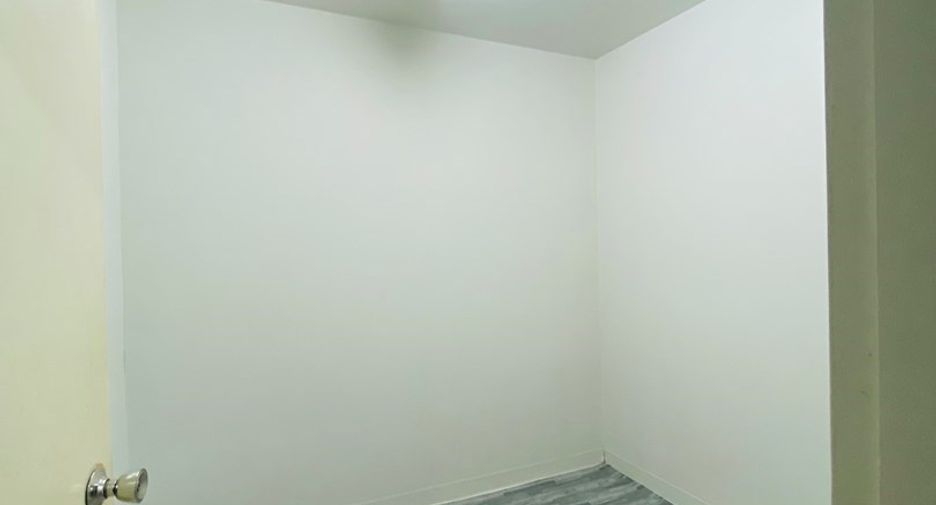 For rent and for sale 3 bedrooms condo in Sathon, Bangkok