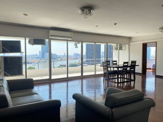 For rent and for sale 3 bedrooms condo in Sathon, Bangkok