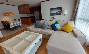 For rent 2 bed condo in Watthana, Bangkok