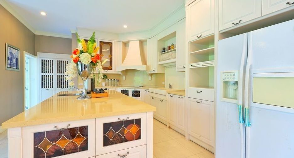 For sale 6 bedrooms house in Bang Kruai, Nonthaburi