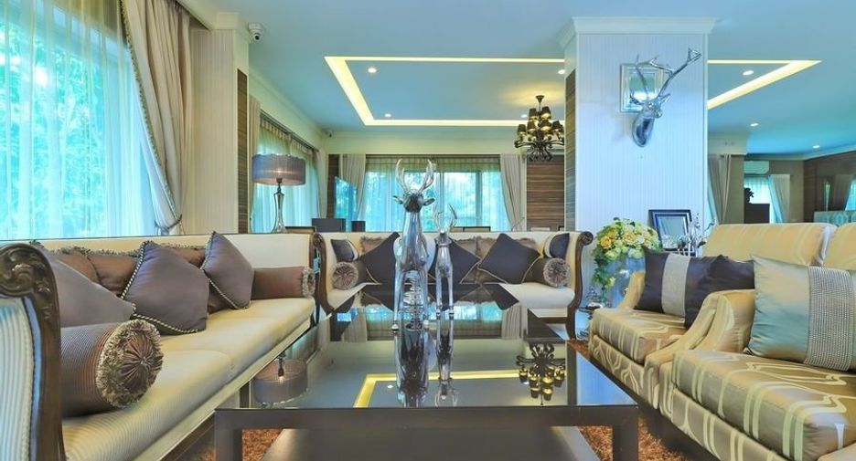 For sale 6 bedrooms house in Bang Kruai, Nonthaburi
