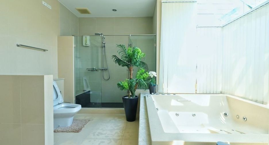 For sale 6 bedrooms house in Bang Kruai, Nonthaburi