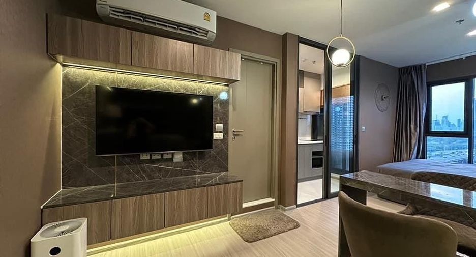 For rent studio condo in Huai Khwang, Bangkok