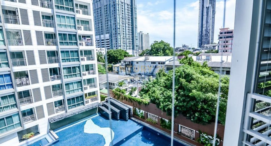 For rent 1 bed condo in Phaya Thai, Bangkok