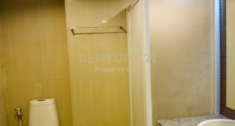 For rent 1 bed condo in Phaya Thai, Bangkok