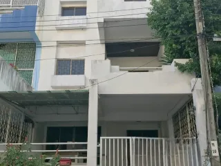 For rent 6 Beds townhouse in Bang Bon, Bangkok