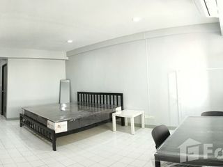 For rent studio condo in Lam Luk Ka, Pathum Thani