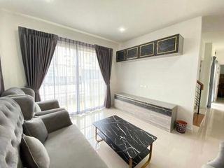 For rent そして for sale 3 Beds house in Chom Thong, Bangkok